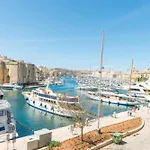 公寓 Authentic Gf With Terrace At The 3 Cities Marina Cospicua