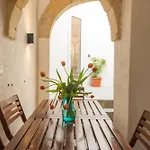 公寓 Authentic Gf With Terrace At The 3 Cities Marina Cospicua