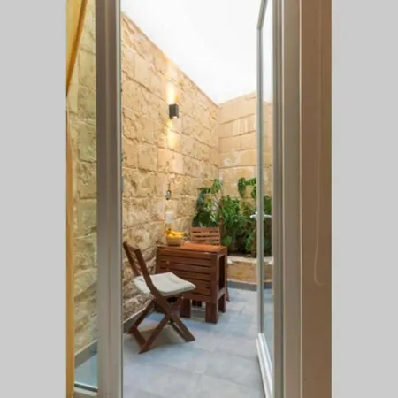 Authentic Gf With Terrace At The 3 Cities Marina *