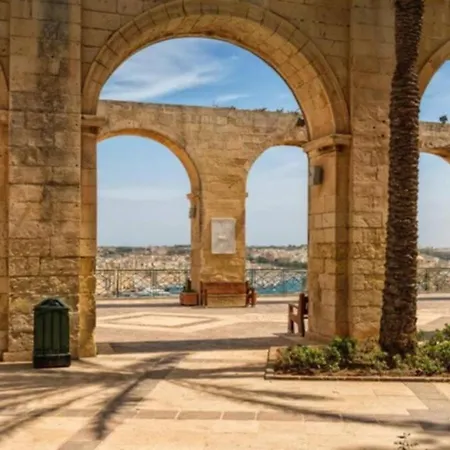 Authentic Gf With Terrace At The 3 Cities Marina * Cospicua