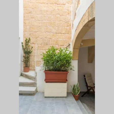 Authentic Gf With Terrace At The 3 Cities Marina Appartement *