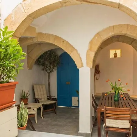 Authentic Gf With Terrace At The 3 Cities Marina Appartement Cospicua