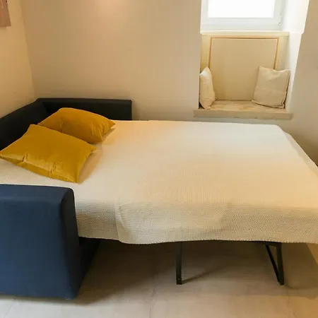 Authentic Gf With Terrace At The 3 Cities Marina Apartman