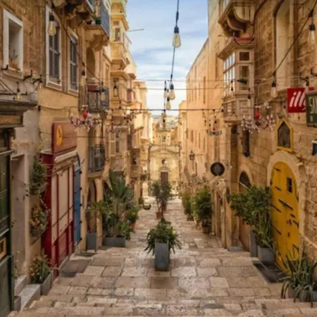 Authentic Gf With Terrace At The 3 Cities Marina * Cospicua