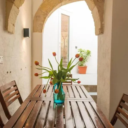 Apartman Authentic Gf With Terrace At The 3 Cities Marina Cospicua